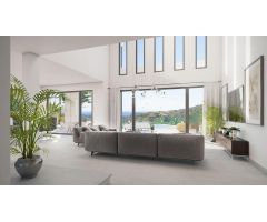Villa en Primera Línea de Golf en Venta en Calahonda, Mijas