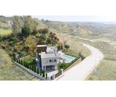 Villa en Primera Línea de Golf en Venta en Calahonda, Mijas