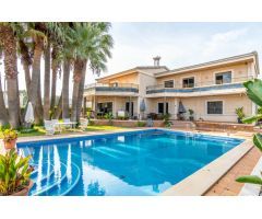 Villa de Lujo en Venta en la Zona Dehesa de Campoamor, Orihuela Costa