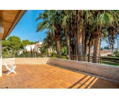 Villa de Lujo en Venta en la Zona Dehesa de Campoamor, Orihuela Costa