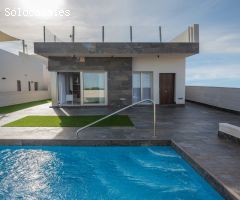 VILLA CONTEMPORANEA JUNTO A CAMPO DE GOLF