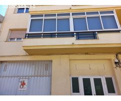 OPORTUNIDAD GRAN LOCAL COMERCIAL EN ZONA CENTRICA EN  MORA LA NOVA