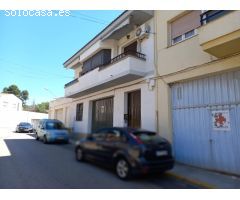 OPORTUNIDAD GRAN LOCAL COMERCIAL EN ZONA CENTRICA EN  MORA LA NOVA