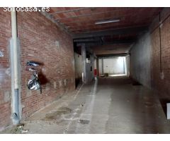 OPORTUNIDAD GRAN LOCAL COMERCIAL EN ZONA CENTRICA DE MORA LA NOVA