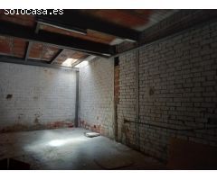 OPORTUNIDAD GRAN LOCAL COMERCIAL EN ZONA CENTRICA DE MORA LA NOVA
