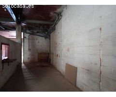 OPORTUNIDAD GRAN LOCAL COMERCIAL EN ZONA CENTRICA DE MORA LA NOVA