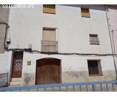 OPORTUNIDAD GRAN CASA DE PUEBLO EN MIRAVET (RIBERA D´EBRE)