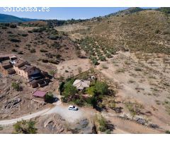 Cortijo en Venta en La Peza, Granada