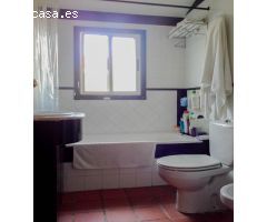 BONITA CASA EN URBANIZACION CERRADA CON PISCINA COMUNITARIA
