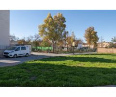 Parcela en esquina en Ogíjares