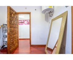 PISO EN PASEO DE LOS TRISTES- GRANADA