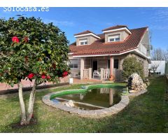 Chalet de piedra con terreno a 5 minutos del centro de Ourense