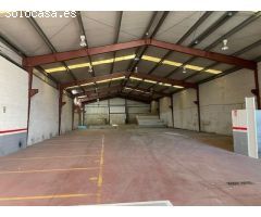 EN ALQUILER NAVE INDUSTRIAL DE 950M2