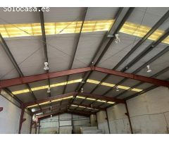 EN ALQUILER NAVE INDUSTRIAL DE 950M2