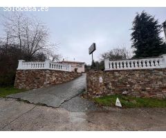 CASA CON FINCA EN RIEGO DE AMBROS, CAMINO DE SANTIAGO.