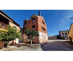Casa en Venta en Cacabelos, León