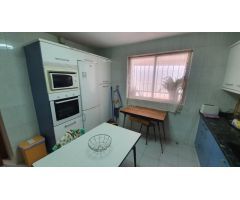 SE VENDE  CASA DE 160 M2 CON PATIO Y TERRENO DE 250 M2