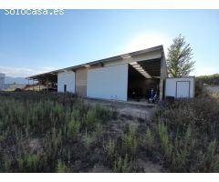 NAVE INDUSTRIAL CON TERRENO EN POLIGONO INDUSTRIAL DE CAMPONARAYA