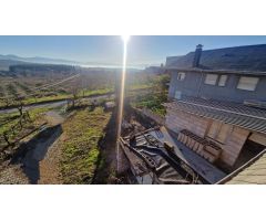 SE VENDA CASA CON TERRENO EN ARGANZA