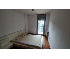 SE VENDE APARTAMENTO EN ZONA ALTA CON COCHERA Y TRASTERO