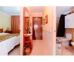 Apartamento en Venta en Torremolinos, Málaga