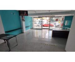 Local Comercial en Venta en Torremolinos, Málaga