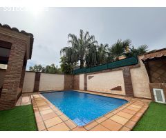 ¡ESPECTACULAR CHALET EN LOS PINOS!