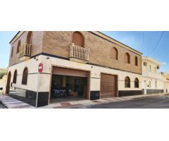 Pareado en Venta en Urbanización Roquetas de Mar, Almería