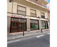 Crevillente, sensacional garaje con varias plazas.