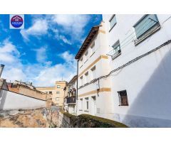 Edificio en Venta en Peralta, Navarra