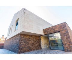 Chalet en Venta en Lacalahorra, La Rioja