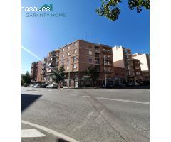 SE VENDE PISO