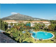 Ático en venta en La Dama de Noche-La Alzambra, Marbella