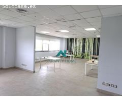 Oficina de alquiler en Avenida Juan Diego, Bormujos
