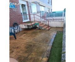 Casa adosada en venta en Villares de la Reina