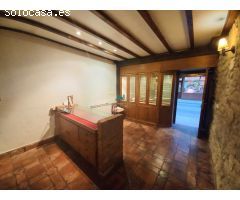 Se vende casa con local comercial en Ampuero