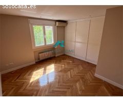 Piso de alquiler en Cuatro Caminos, Madrid