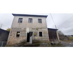 Casa aislada para reformar con terreno, a 2 km. de Vilarchao (Coles)