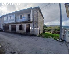 Típica CASA gallega en Piedra, rehabilitada parcialmente, Ayto. PORQUEIRA