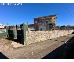 ¡Oportunidad! Casa de piedra lista para entrar a vivir, entre Xinzo y Allariz