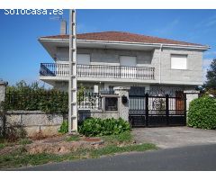 CHALET, independiente, en piedra gallega; a 10 minutos XINZO LIMIA.