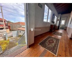 Casa INDEPDENDIENTE, finca de 1.500 m2. CELANOVA.