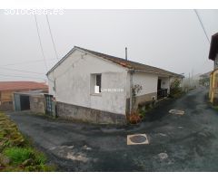 ?GRAN UBICACIÓN?CASA independiente con finca. ???? BUS URBANO. A 5 km. Pozas Outariz.
