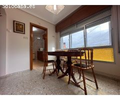 ¡OPORTUNIDAD! CASA en perfecto estado, en AMOEIRO