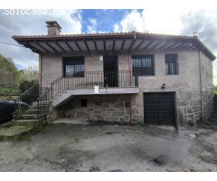 ¡Se vende espectacular casa con terreno en Parada de Amoeiro! ????