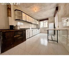CASA con escasa reforma, con finca, piscina. En COLES