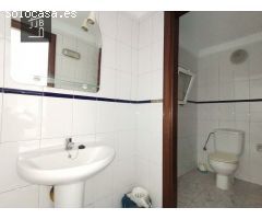 AMPLIO LOCAL COMERCIAL EN LA LAGUNA