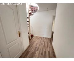 Céntrico ático de 3 dormitorios y solarium de 100m  a 200m del Corte Inglés
