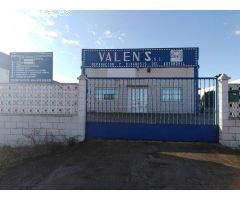 Nave industrial en Venta en Almansa, Albacete