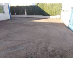 Nave industrial en Venta en Almansa, Albacete